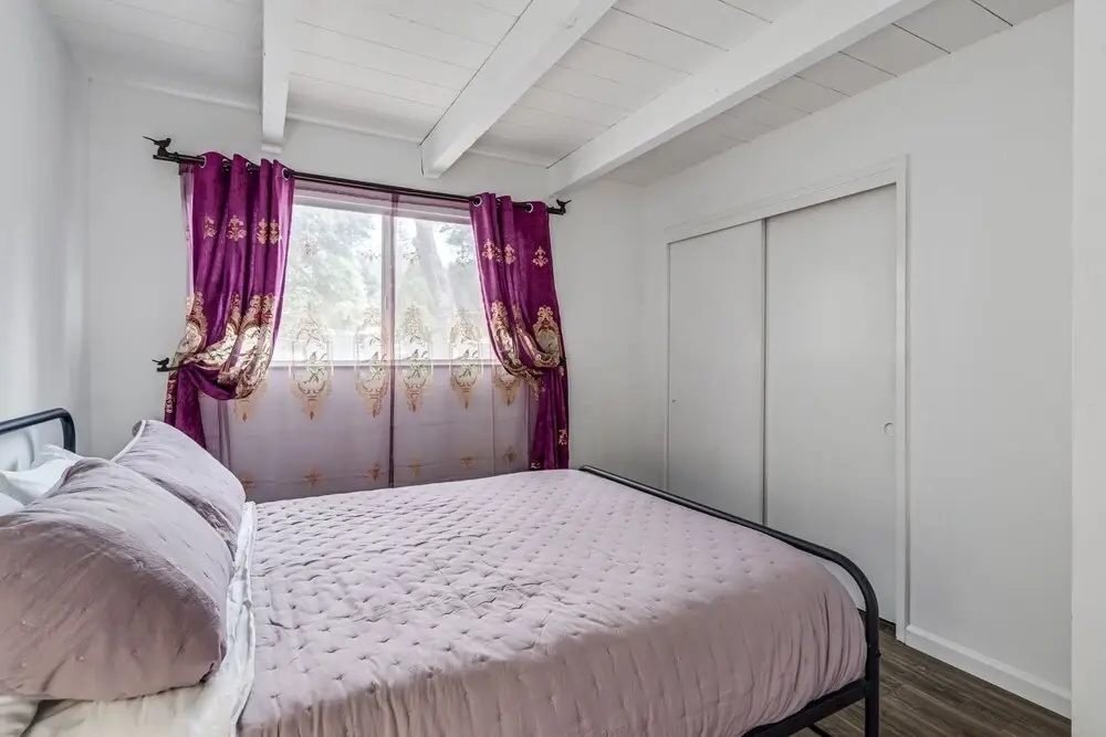 Huckleberry Cabin - Pet Friendly with Big Deck by Yosemite Region Resorts
