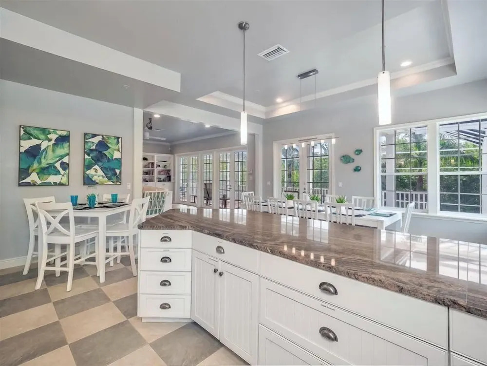 The Palm and Shell Captiva Island Private Luxury Home With Pool hot tub and Beach Access