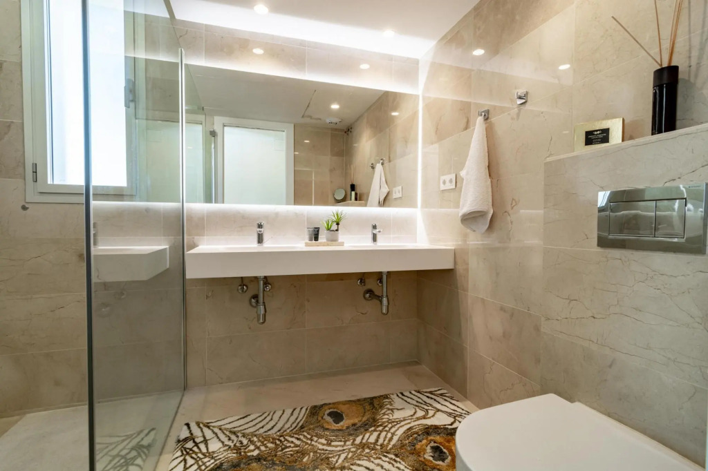 LMR1-Penthouse with 187m2 terrace and private pool