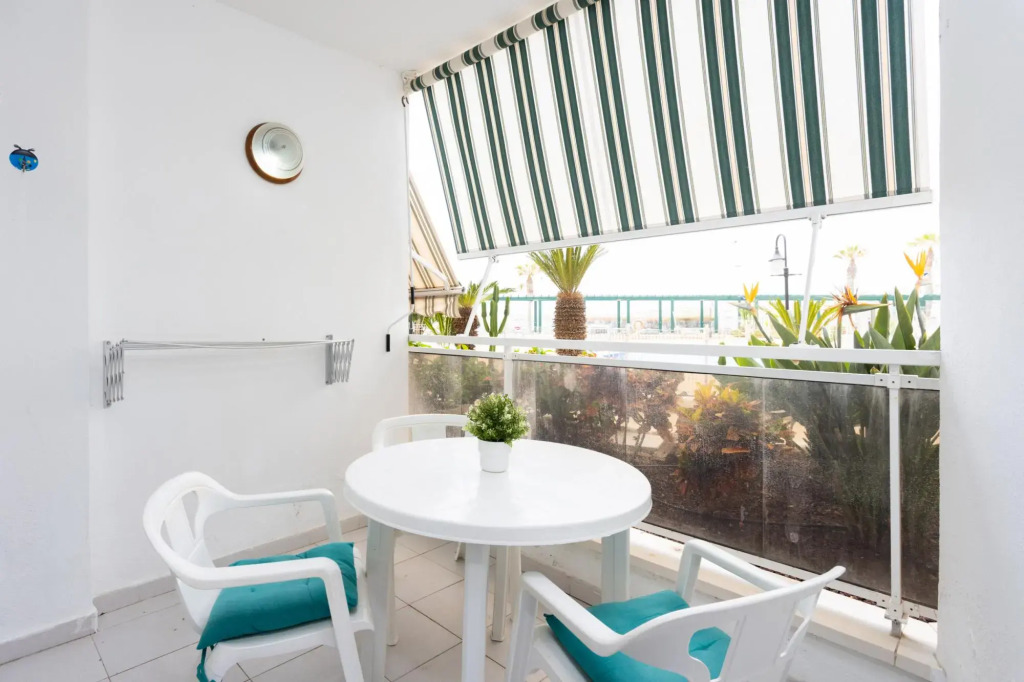 Medano Seastar first line sea view by Edén Rentals