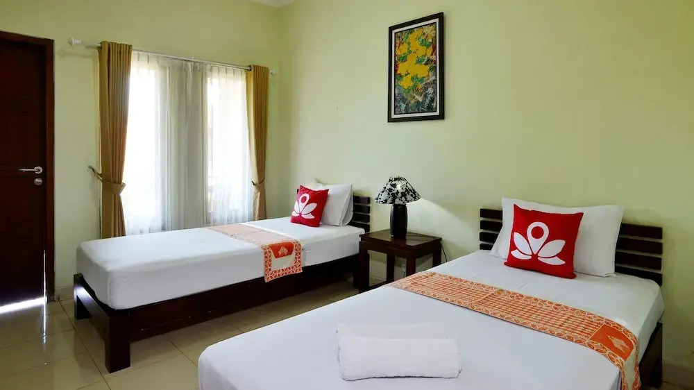 ZEN Rooms Pakualaman