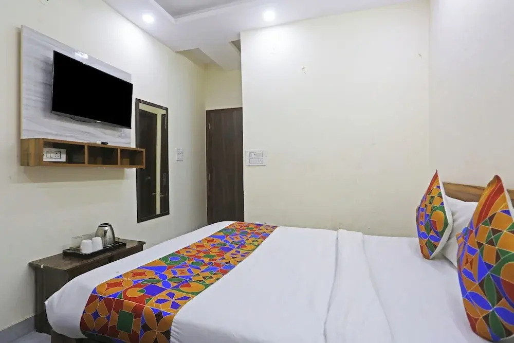 Swastik residency Laxmi Nagar by Twamev