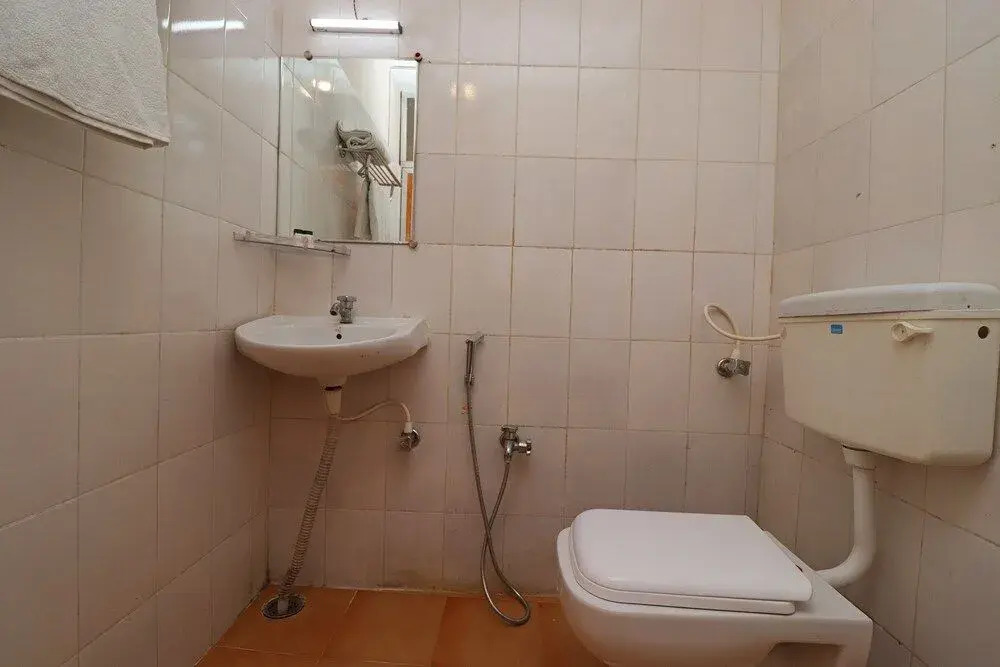 Oyo 28643 Sai Yatri Niwas
