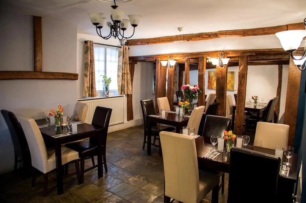 Stay and Relax at The Yew Tree
