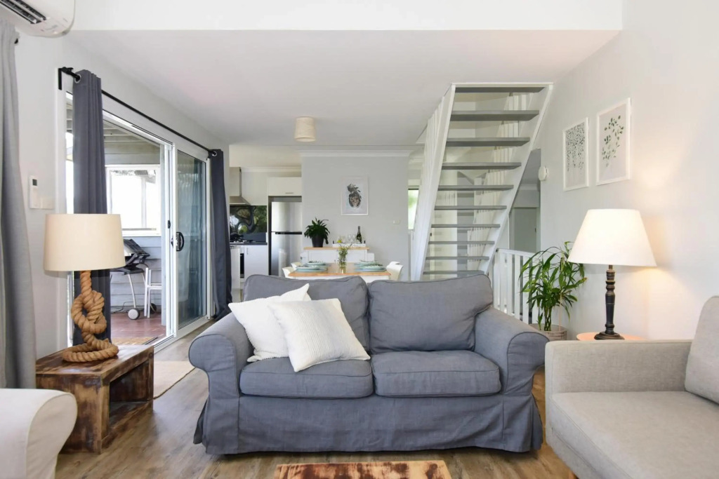 Treetops - Newly renovated, in the village!