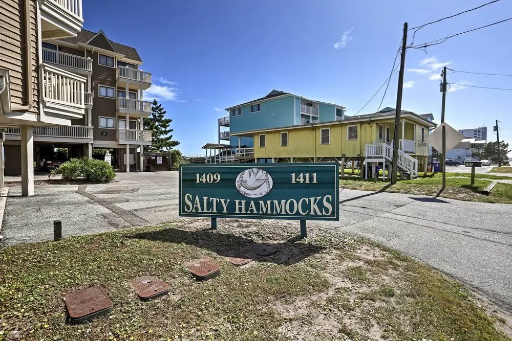 Walk to Shore! Ocean-view Condo in Carolina Beach