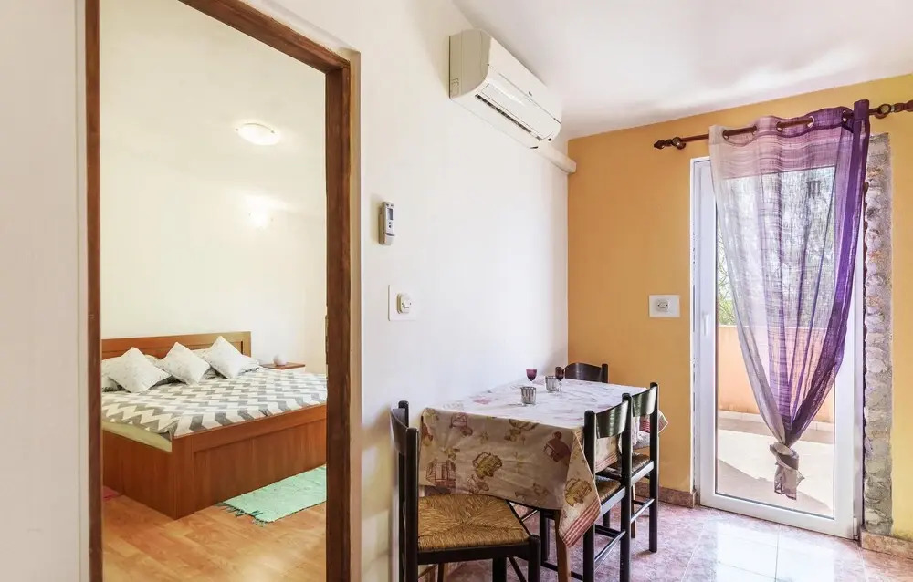 Two-Bedroom Holiday Home In Pula