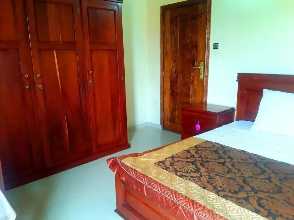 Diaspora Benin Hotel C-E
