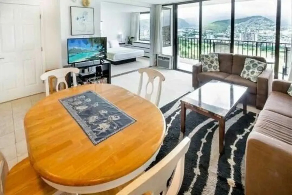 Tower 2 Suite 3309 - Qp 1 Bedroom Condo
