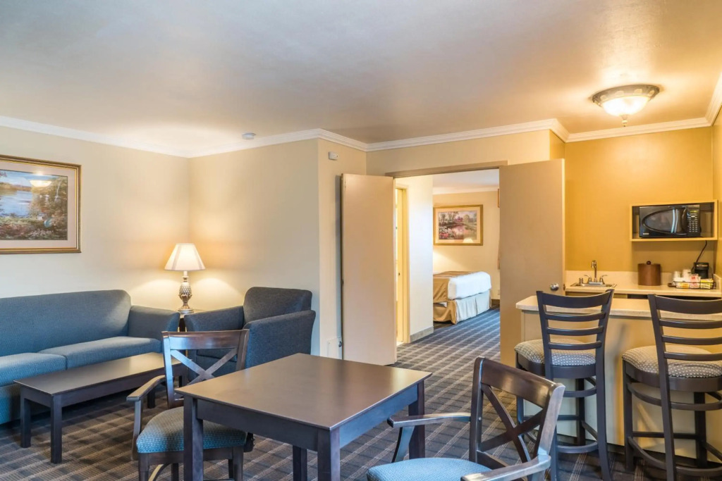 Best Western Inn & Suites