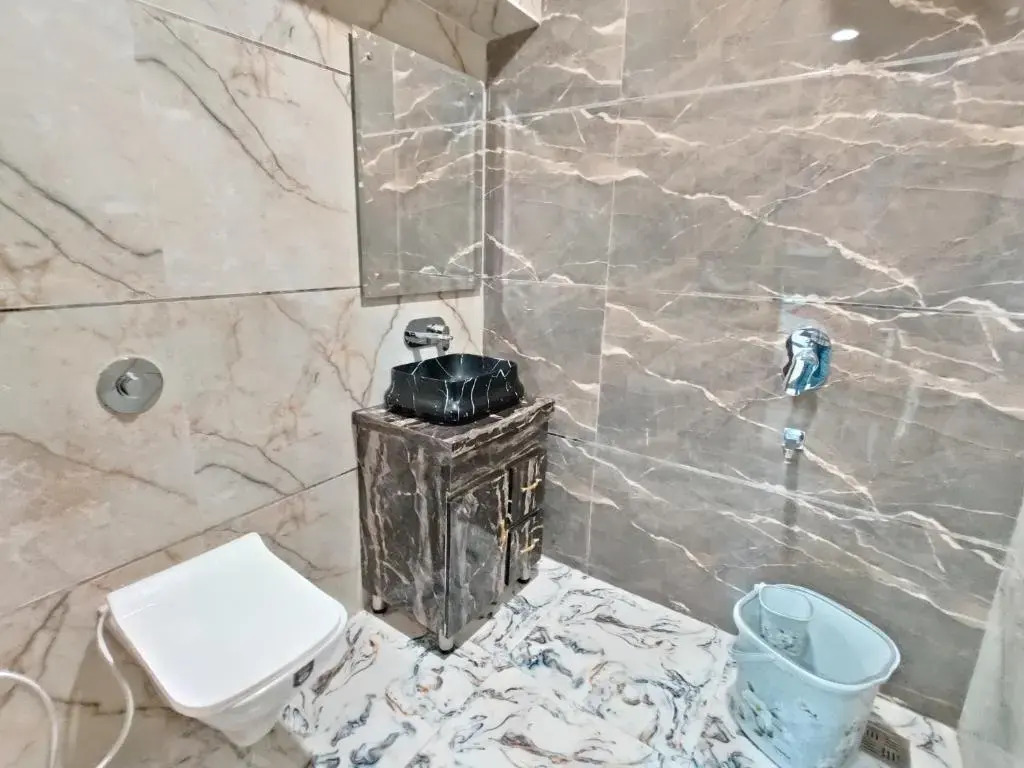 Hotel MK Grand