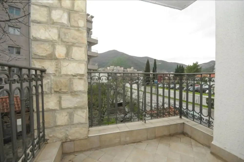 Lusso Apartments Budva