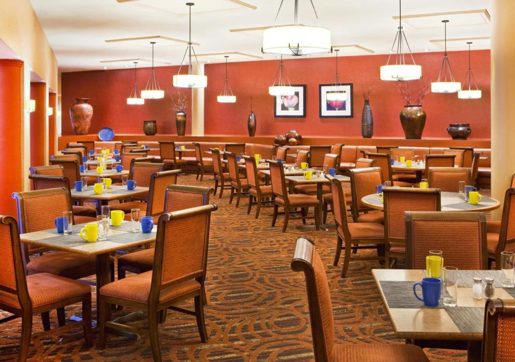 Four Points by Sheraton Phoenix North