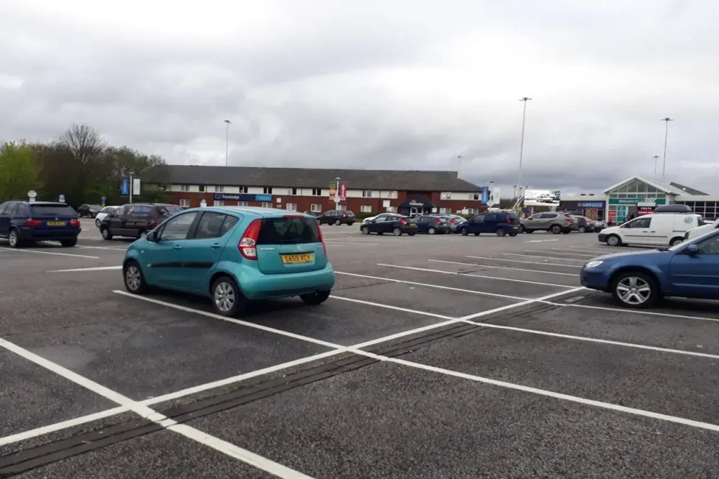 Travelodge Manchester Birch M62 Eastbound