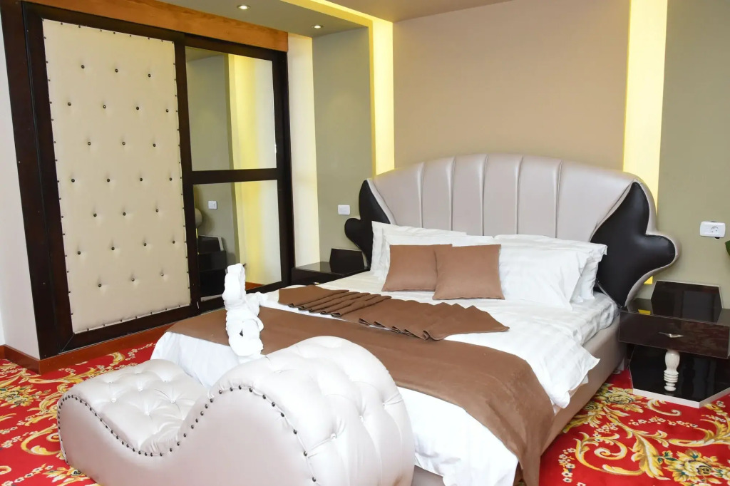 Sparr Hotel