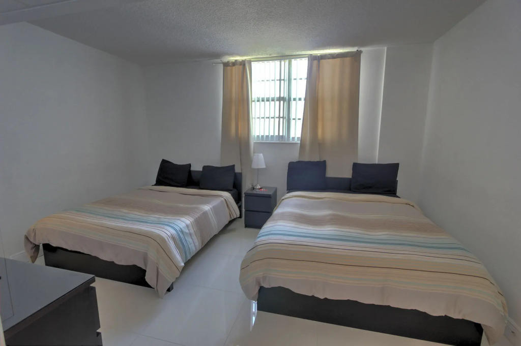 Hallandale Beach Intracoastal View Apartments