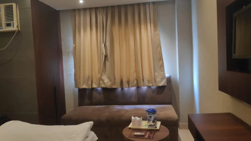 OYO 5688 Hotel Gagan Eco