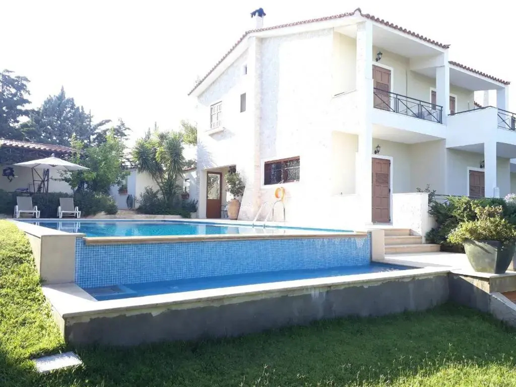 Villa Corina