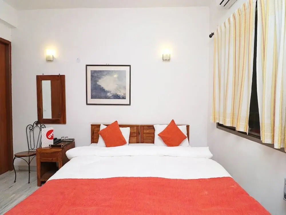 Urusvati Art And Habitat Centre By OYO Rooms