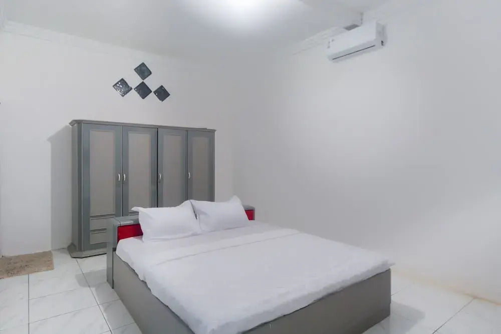 Rumah Enin by OYO Rooms