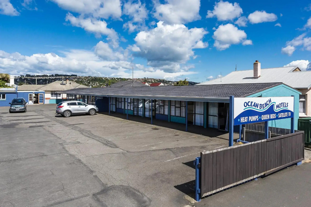 Ocean Beach Hotel