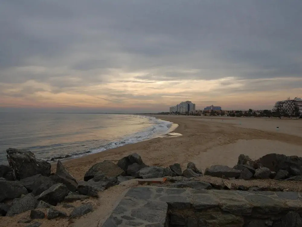 Apartment in Empuriabrava Near Skydive Center