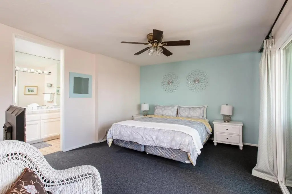 3 Bedroom - Complex is on the Beach With Huge Pools Hot Tubs Family S Love IT Here