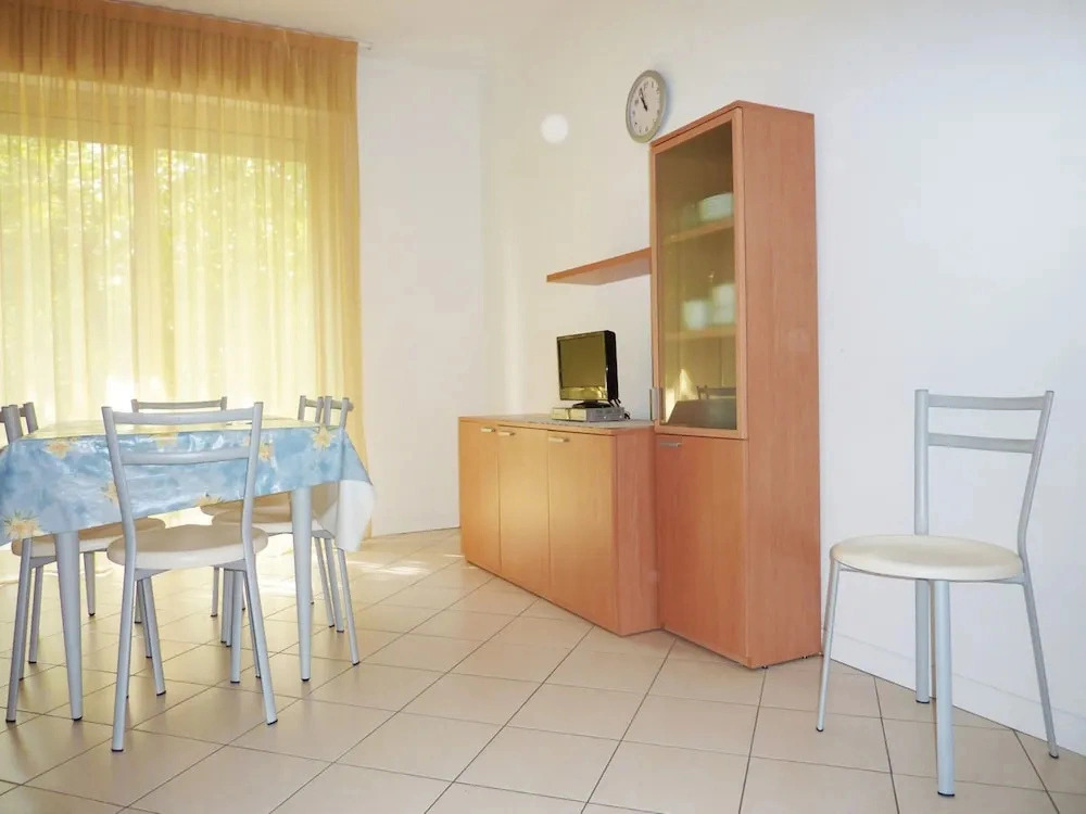 Spacious Apartment With Terrace Near the Beach