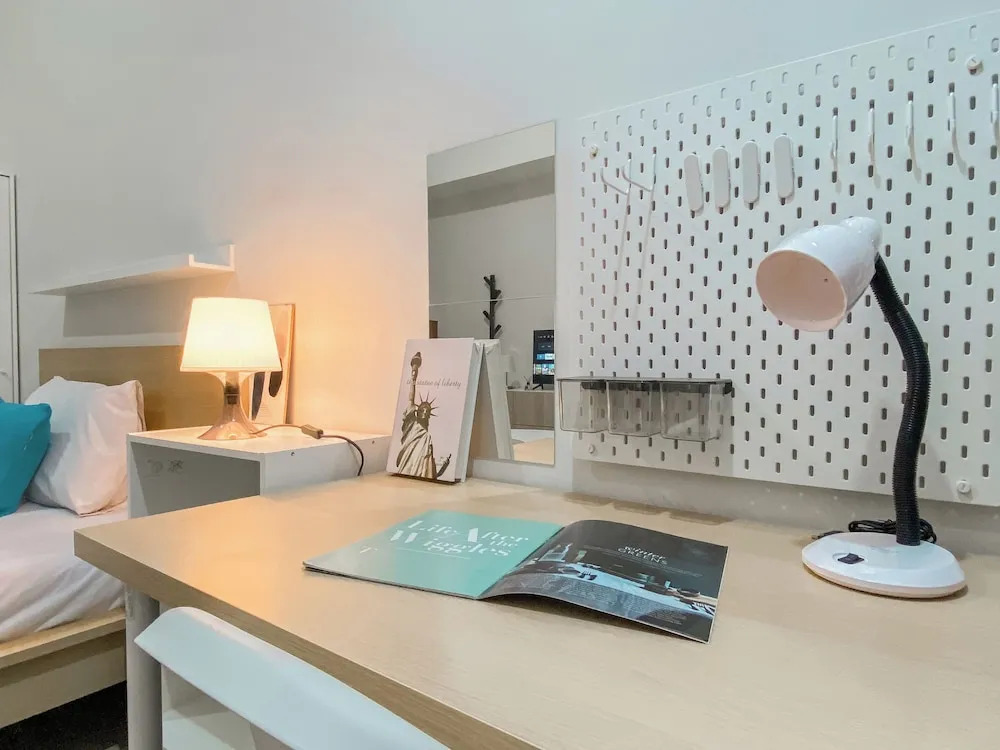 Relaxing And Simply Studio Vasanta Innopark Apartment