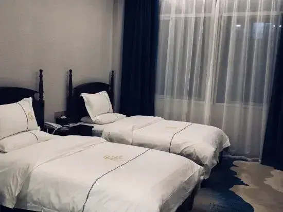 Tonghai Yunshang Impression Theme Hotel