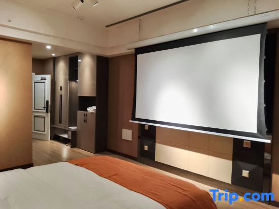 Yuexiangli Homestay Life Homestay (Suining Wanda Plaza)