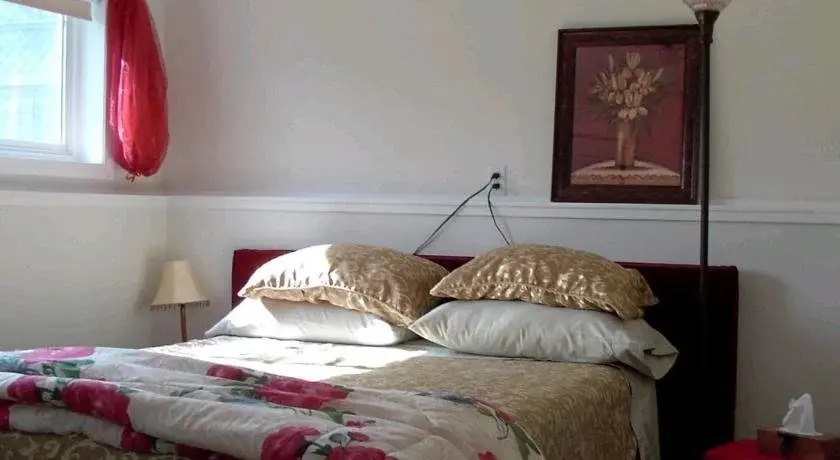 Bed, Boat, Brunch & Be At Home