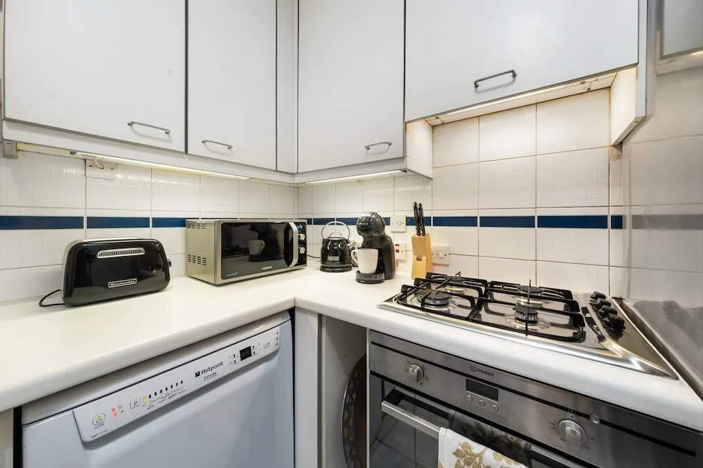 Luxury Private Apartment in Kensington