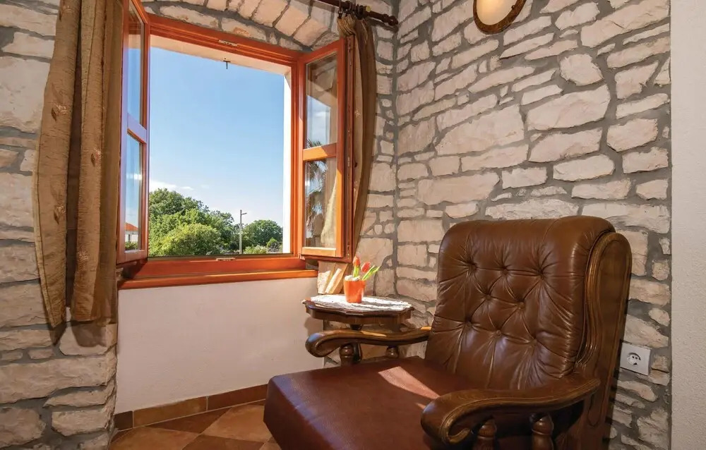 Stunning Home In Hrboki