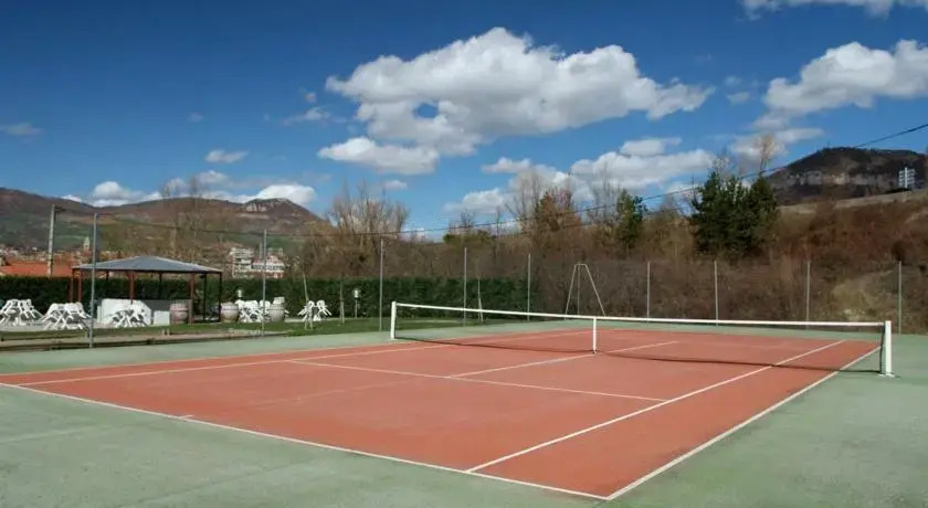 Millau Hotel Club