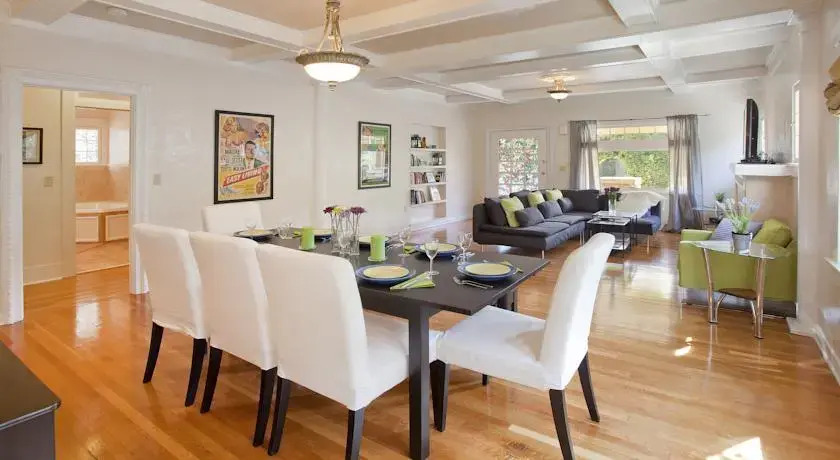 Hollywood Beachwood Retreat by LuxPads