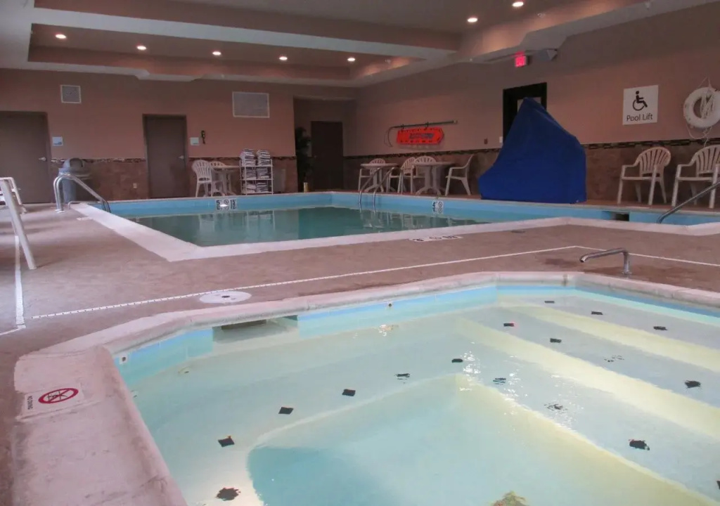 Holiday Inn Express Cloverdale - Greencastle by IHG