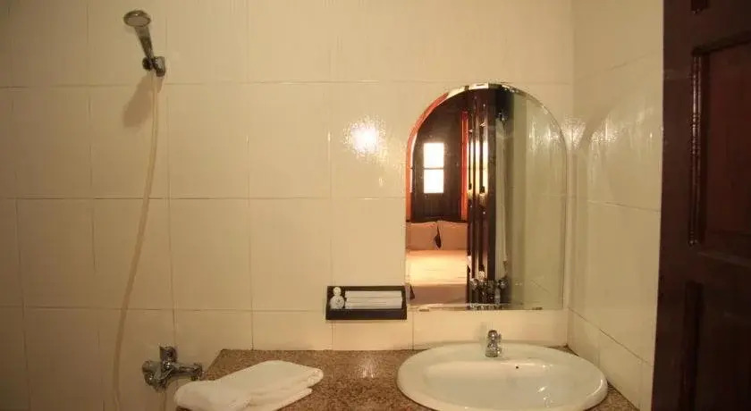 Hoang Ha - Tar Hotel