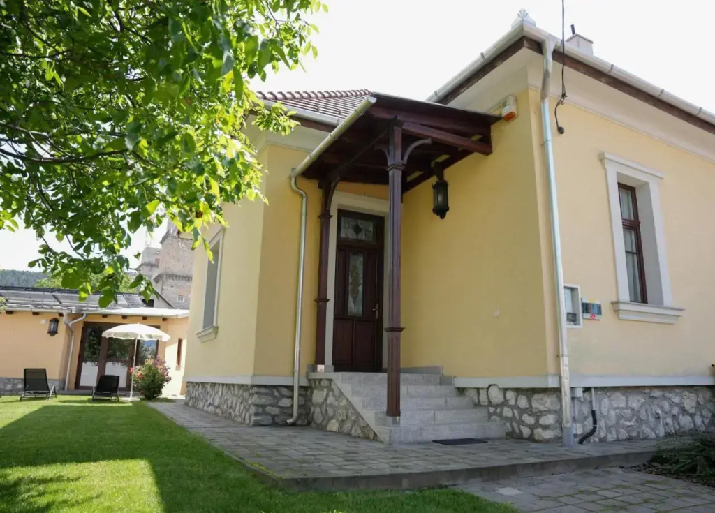 Várkert Deluxe Apartmanház - korlátlan privát wellness
