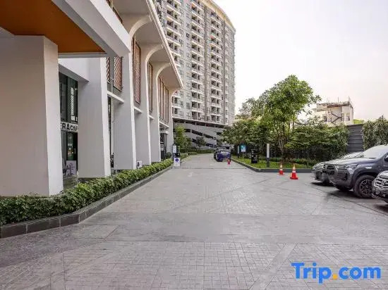 The Astra Sky River 1419 - Super Deluxe 1BR City View Rooftop Infinity Pool