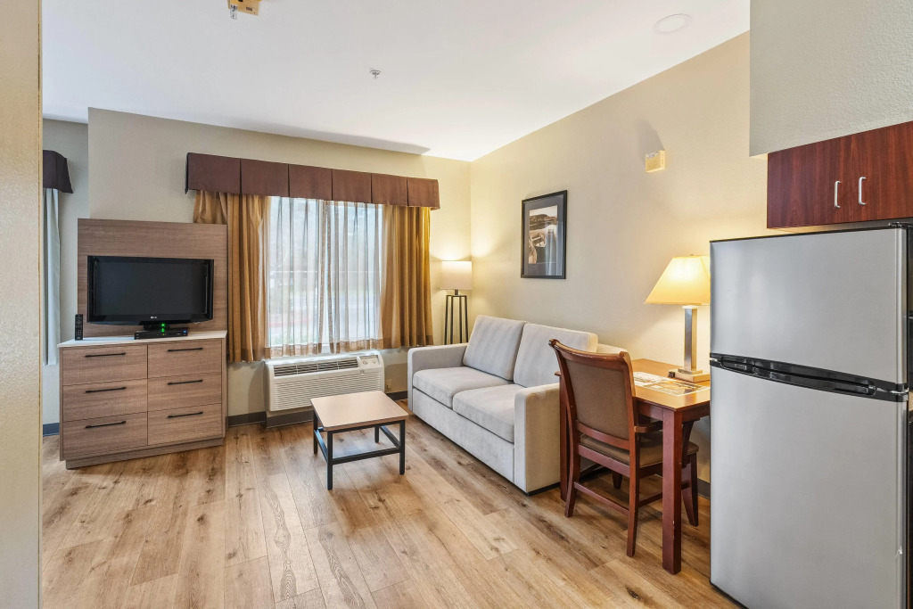 Hawthorn Suites by Wyndham Rancho Cordova/Folsom