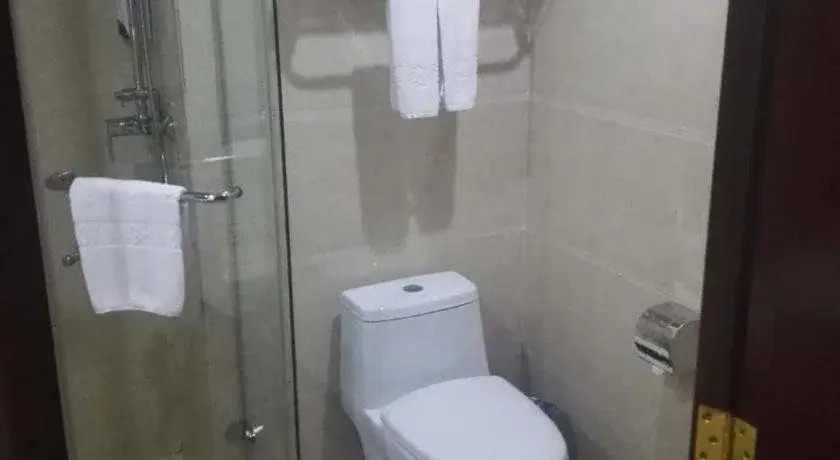 Fengxianghu Hotel (Haikou East High-speed Railway Station)