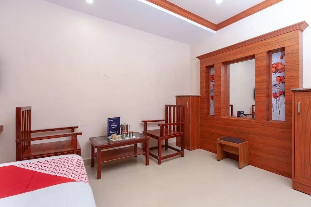 OYO 14872 Annamalai Residency