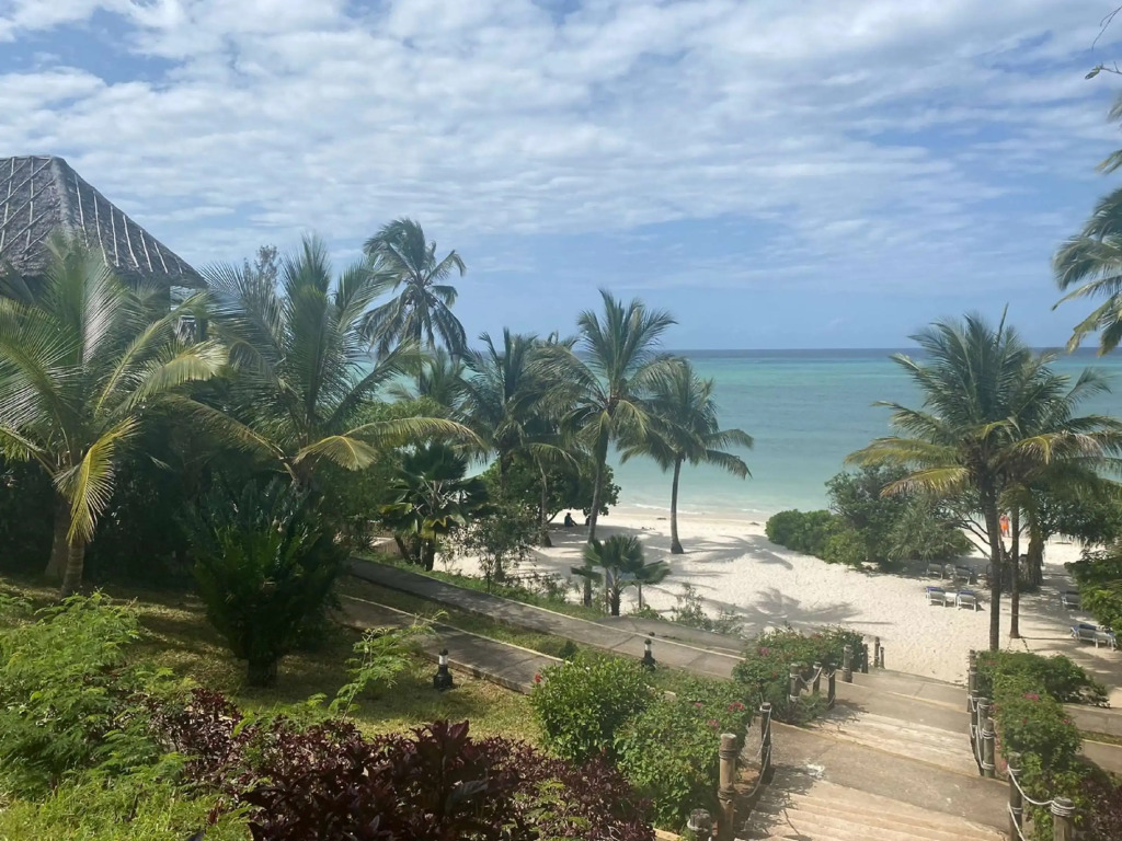 Курортный отель Toa Spa Zanzibar