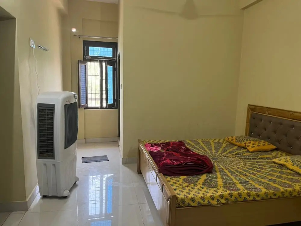 Shree Raj Homestay AC Room