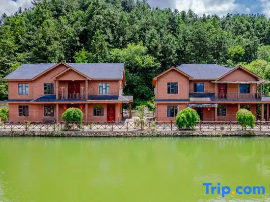 Yueqixi·Small Village Homestay (Tiantangzhai Scenic)