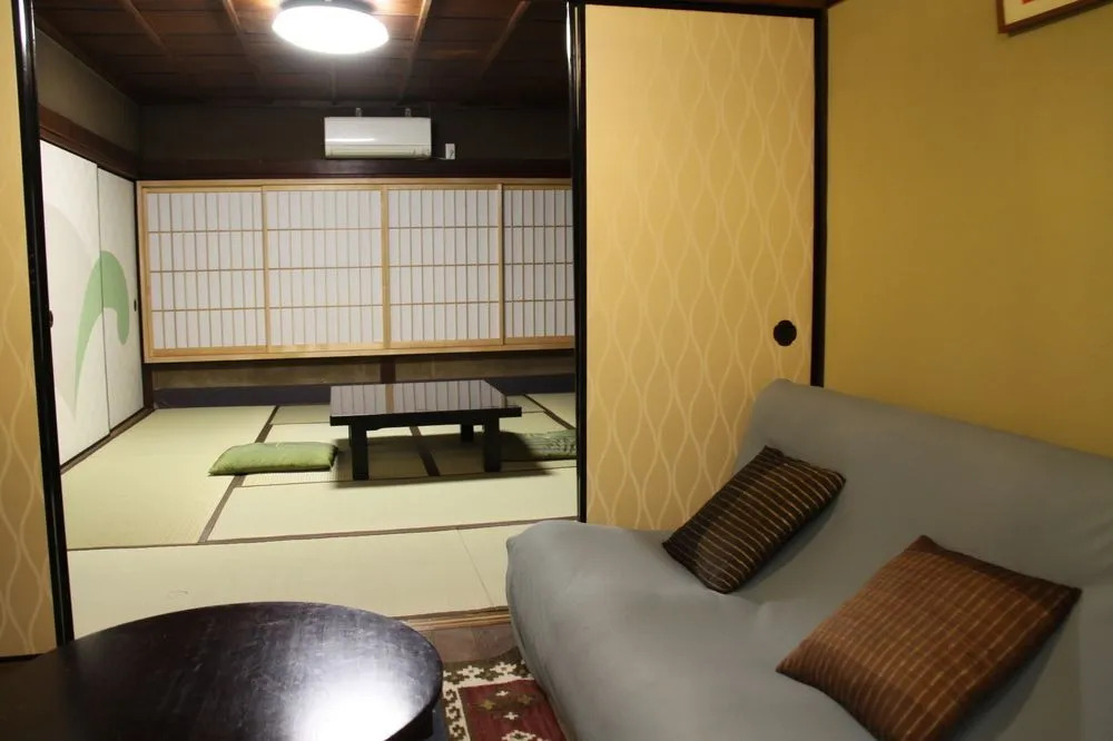 Gallery Nozawa Inn