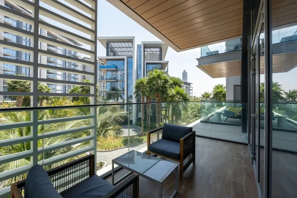 Modern Bluewaters 1BR w Relaxing Balcony View