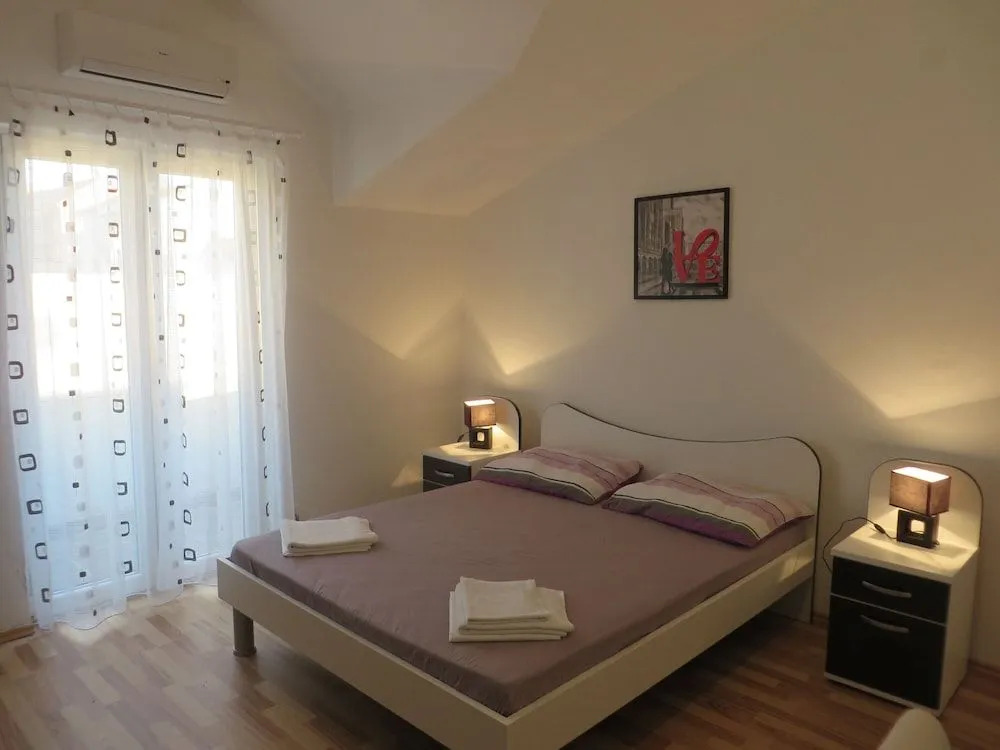 Apartments Petar