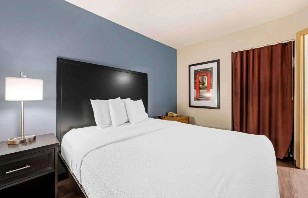 Extended Stay America Suites - Cincinnati - Blue Ash - Reed Hartman